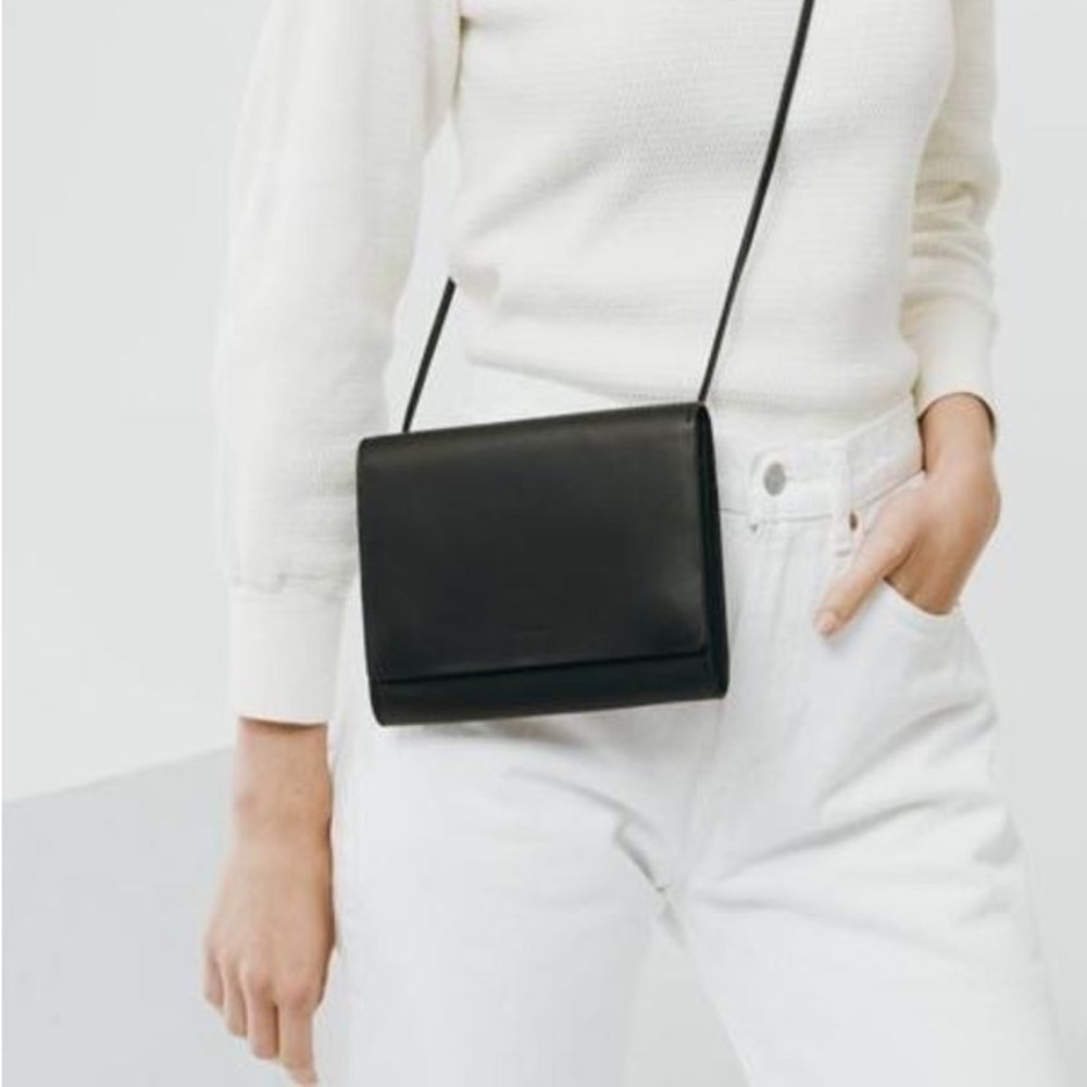 BAGGU Compact Crossbody Purse (Black)